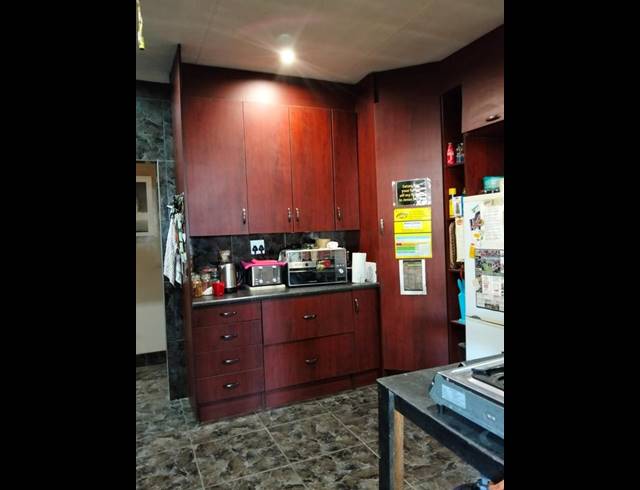 3 BEDROOM HOUSE FOR SALE IN DUNCANVILLE